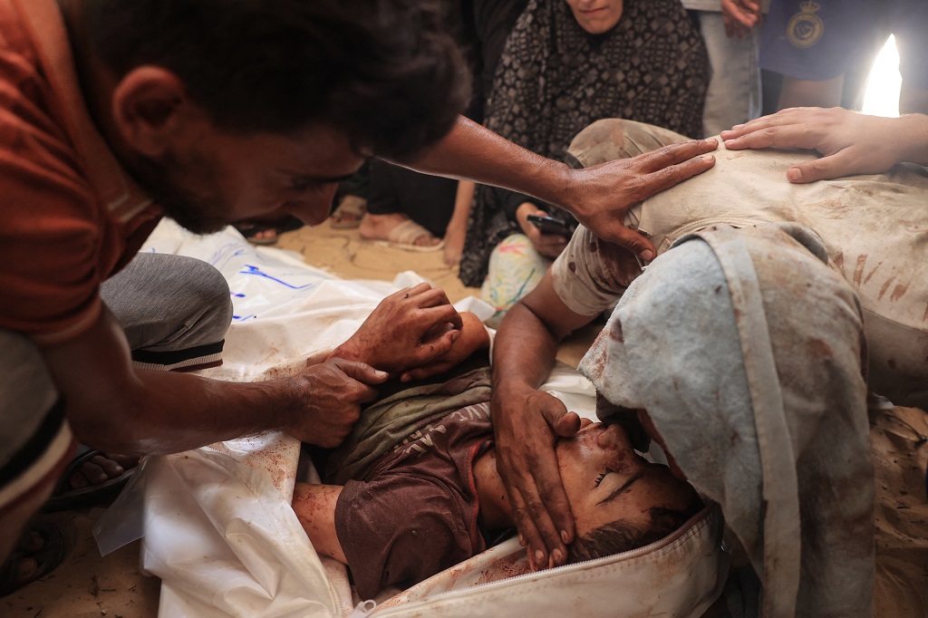 ارتفاع حصيلة مجزرة الاحتلال في مواصي خان يونس إلى 90 شهيدا 3 AFP 20240713 364248D v2 HighRes PalestinianIsraelConflict.jpg 7fa67922 1151 4f20 85d5 d2429fe08863