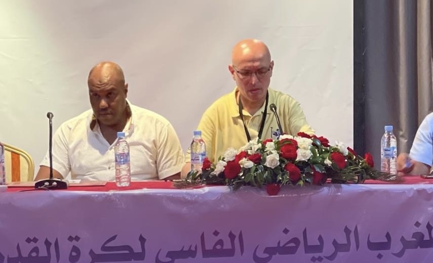 هشام شقور خلفا للجامعي على رأس الماص 9 IMG 2875