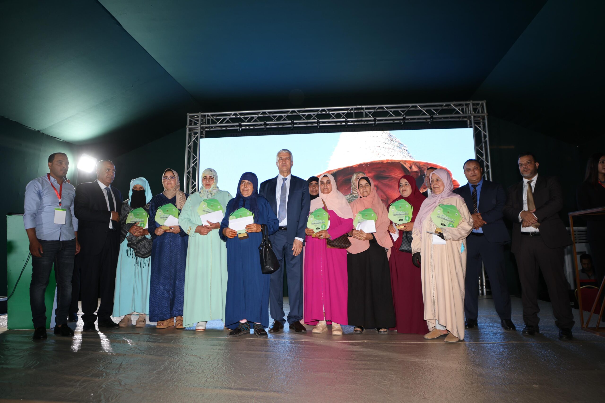 نساء تميزن بجودة عملهن في إنتاج وتثمين الكبار في النسخة السادسة للمعرض الوطني للكبار 1 المعرض الوطني للكبار scaled