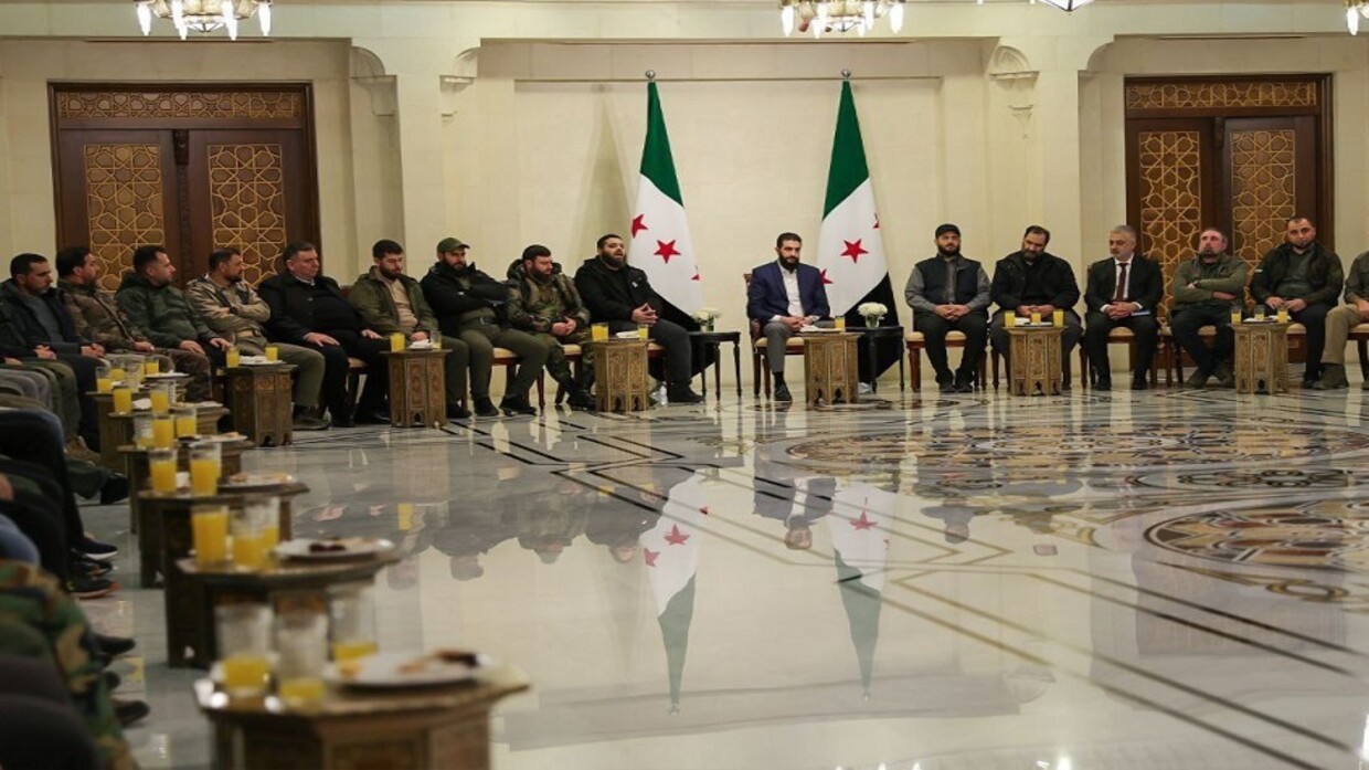 سوريا: اتفاق لحل جميع الفصائل العسكرية ودمجها تحت مظلة وزارة الدفاع 5 676aa1584c59b77de67a0cef