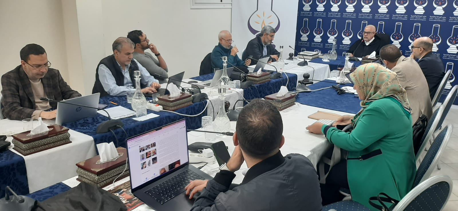 بلاغ.. أمانة “البيجدي” تنتقد خرجات وهبي “المتهورة” ومواصلة الحكومة لسياسة تضارب المصالح 8 العدالة 1