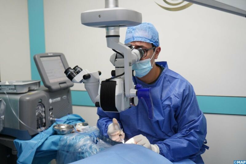 زاكورة.. مؤسسة محمد الخامس للتضامن تمنح الأمل من جديد لمرضى المياه البيضاء “الجلالة” 1 Ghk BsXkAAJs9I scaled 1