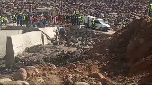 وزارة التجهيز و الماء: تشكيل لجنة للتحقيق في ظروف وفاة خمسة أشخاص في ورشة بناء سد المختار السوسي. 1 السد