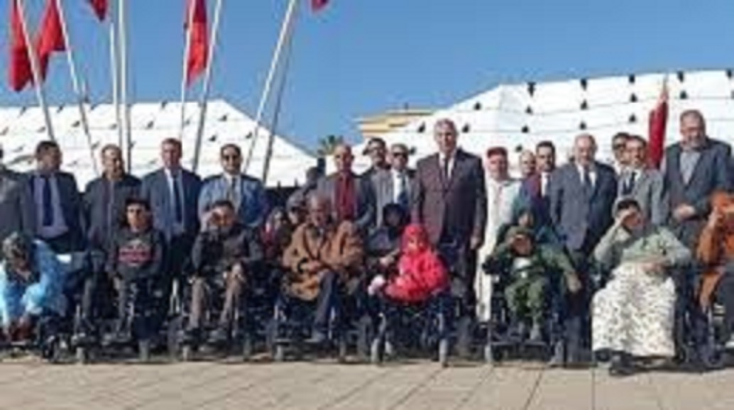 كرسييي سيدي سليمان: تسليم 44 كرسيا متحركا كهربائيا للأشخاص ذوي الإعاقات الحركية.