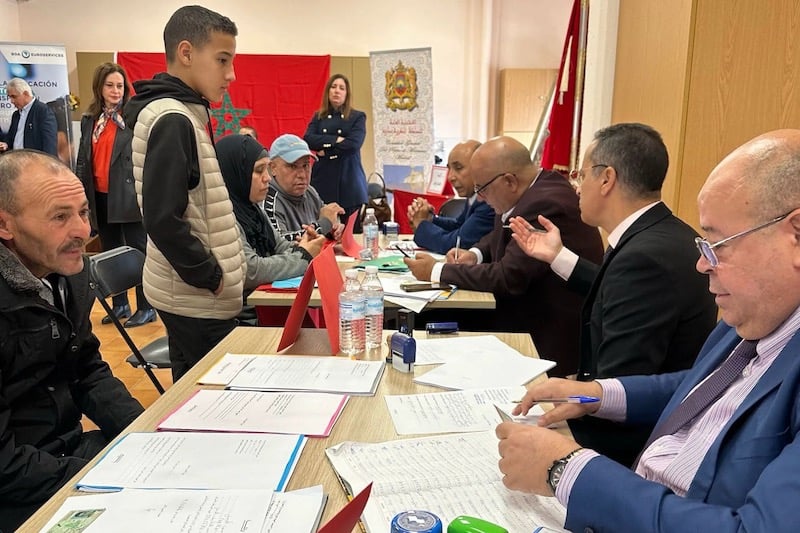 إسبانيا.. قنصلية متنقلة لفائدة الجالية المغربية المقيمة بطليطلة 1 متنقلة قنصلية