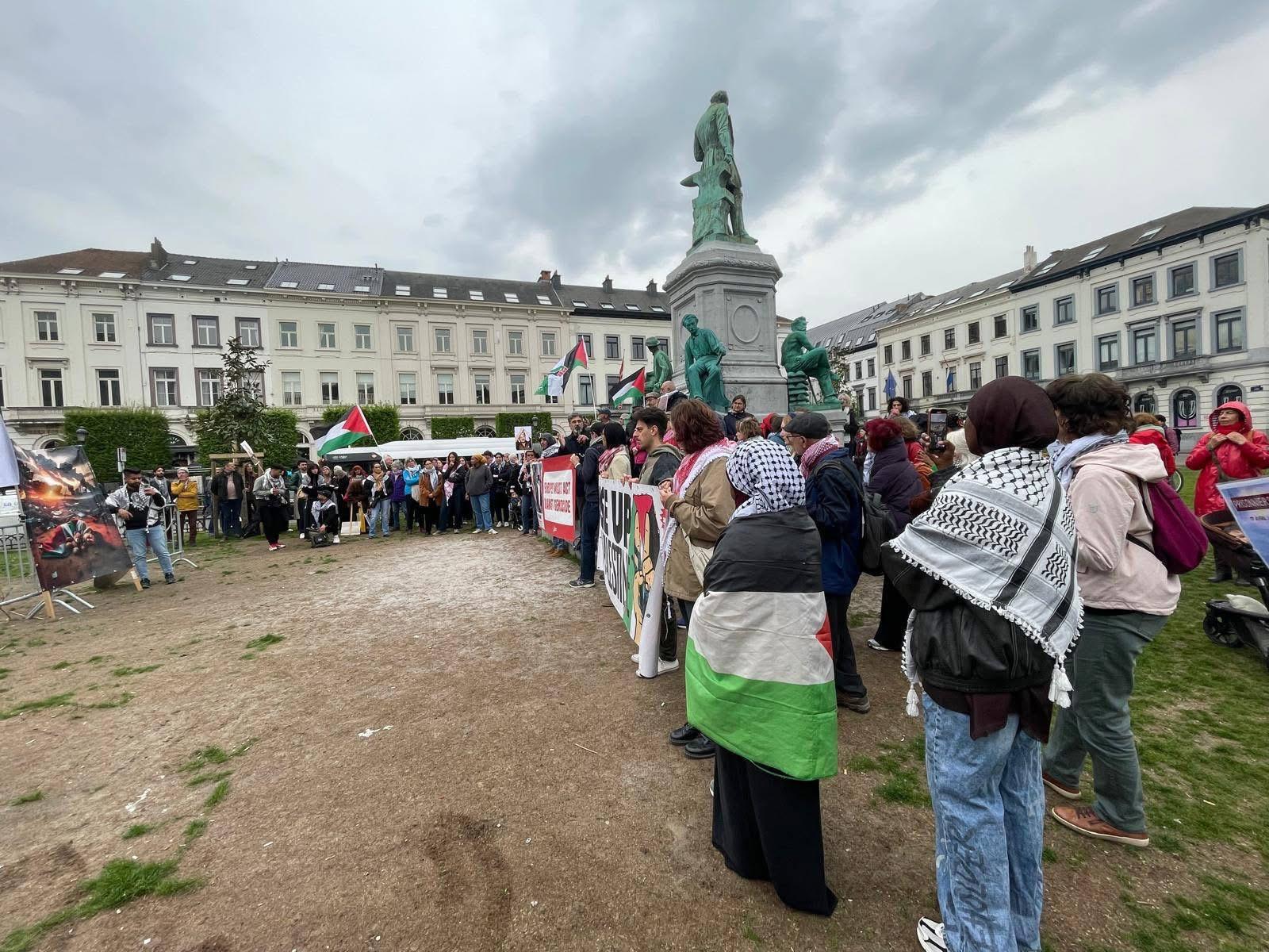 تظاهر المئات من موظفي الاتحاد الأوروبي في بروكسل تأييداً لفلسطين. 1 تظاهرة بروكسل 1