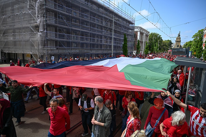 تظاهرات في مدن وعواصم حول العالم احتجاجاً على الاعتداءات في قطاع غزة. 1 28246b6f 4dd4 4918 88d6 1c11cd2375e8