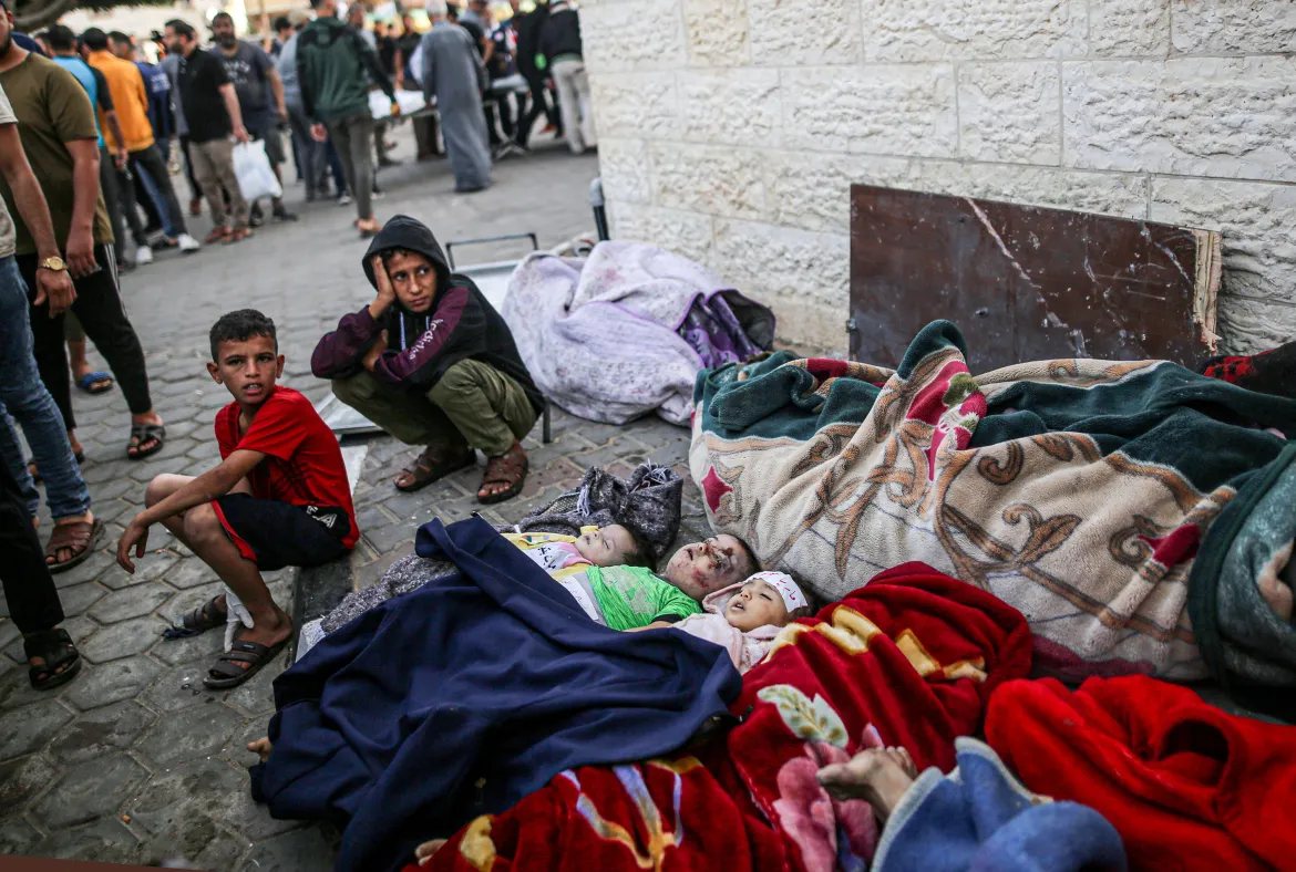 وزارة الصحة في غزة: 107 شهيدا و247 جريحا وصلوا المستشفيات خلال الـ24 ساعة الماضية 1 32482169 1697968131