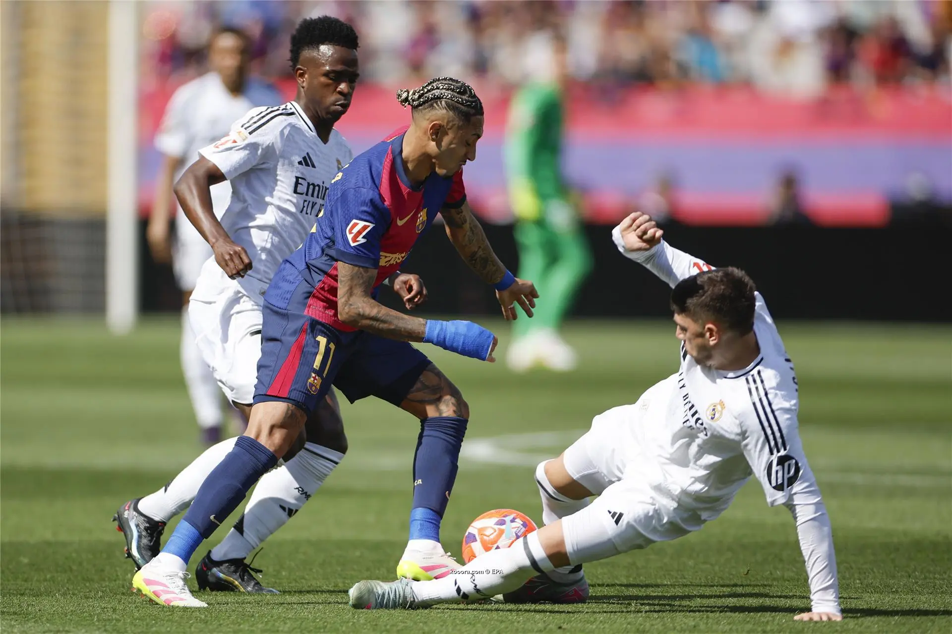 افتتاح الدورة الستين للمعرض الدولي للورد العطري بقلعة مكونة 1 telecharger 1