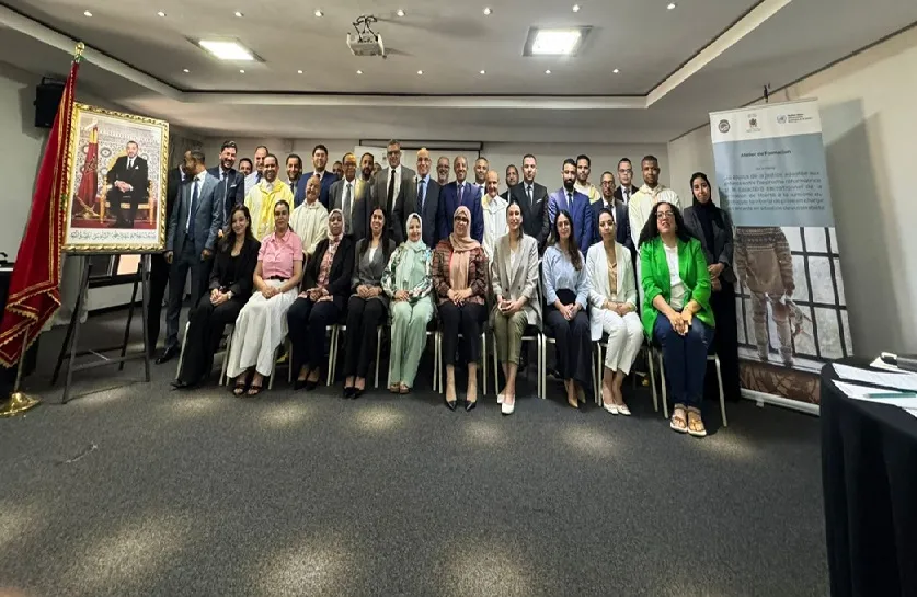 رئاسة النيابة العامة تنظم دورة تكوينية لتعزيز قدرات القضاة المكلفين بالأحداث 5 Sans fbf