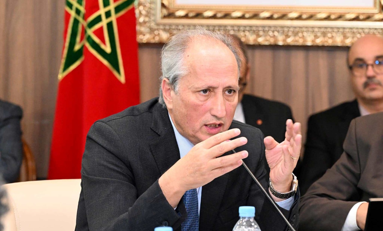 قال الوزير برادة إنه قد يرتكب أخطاء لأنها تغيب عنه 15% من بيانات الوزارة، وأن الإصلاح يحتاج إلى وقت. 1 135456465464