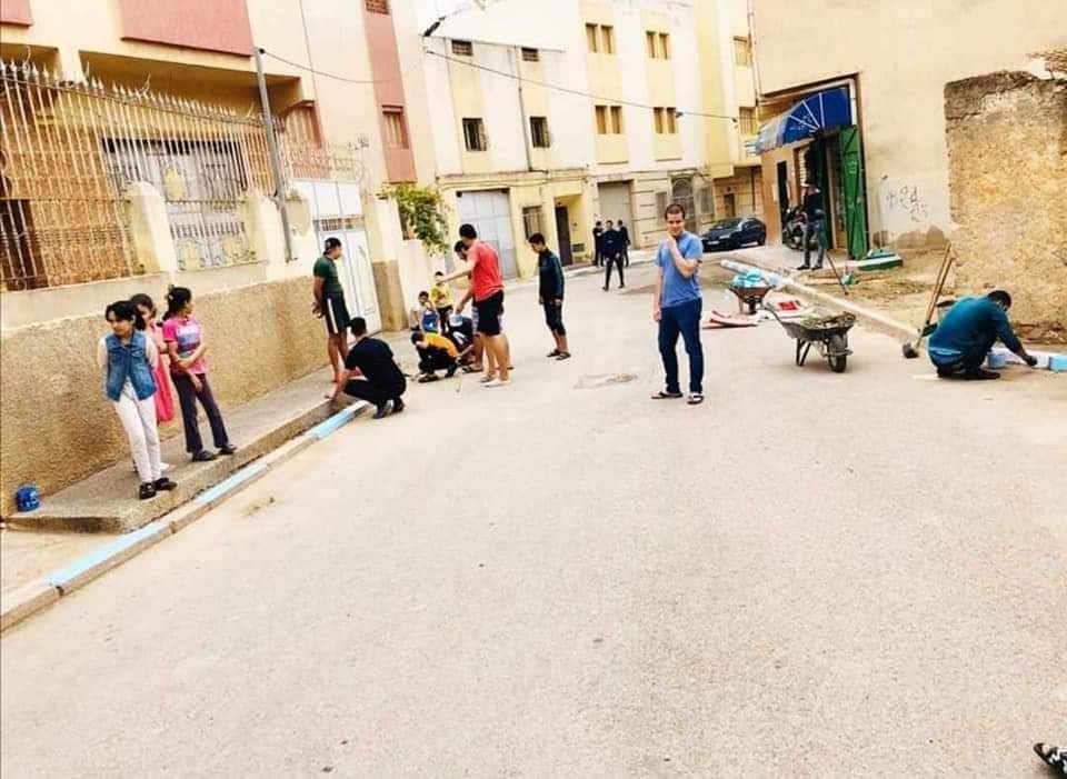 أشبال "جيل Z" يقومون بتنظيف شوارع المدن. 1 PHOTO 2020 06 06 20 05 45 3