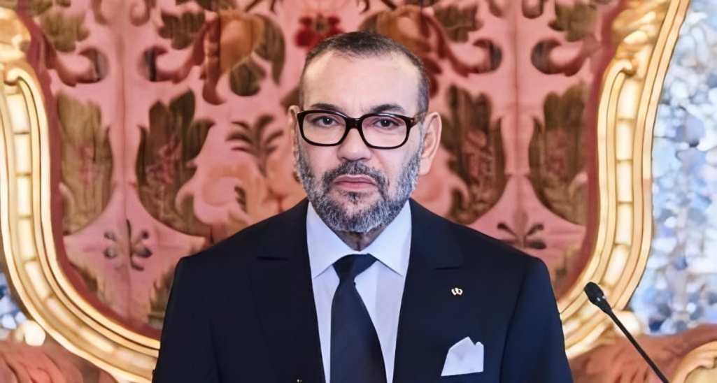 جلالة الملك يدعو الحكومة والبرلمان إلى تعبئة كل الطاقات وتغليب المصالح العليا للوطن والمواطنين 8 SM le Roi 2 508x300 1
