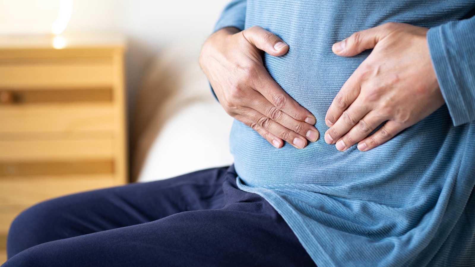 وداعاً للانتفاخ: 5 طرق منزلية سريعة لتخفيف الغازات وتحسين صحة القولون 1 de805ed3 d6f5 47f2 b766 2271ffe16b8b