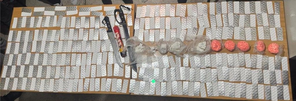 ضربة موجعة لتجار السموم بالبيضاء: حجز 23 ألف و500 قرص مخدّر بين "إكستازي وريفوتريل" وضبط 400 غرام كوكايين 7 0e624c3b ffc2 4852 8db1 c5c13a63b93e