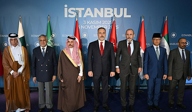 توافق عربي إسلامي في إسطنبول على تأييد السيادة الفلسطينية الشاملة في غزة 1 20251103083013