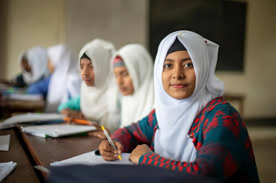 telechargement-1-2 ضحكة نونبر البريئة: لماذا يحتفل العالم باليوم العالمي للطفل وما هي حقوق "فلذات الأكباد"؟