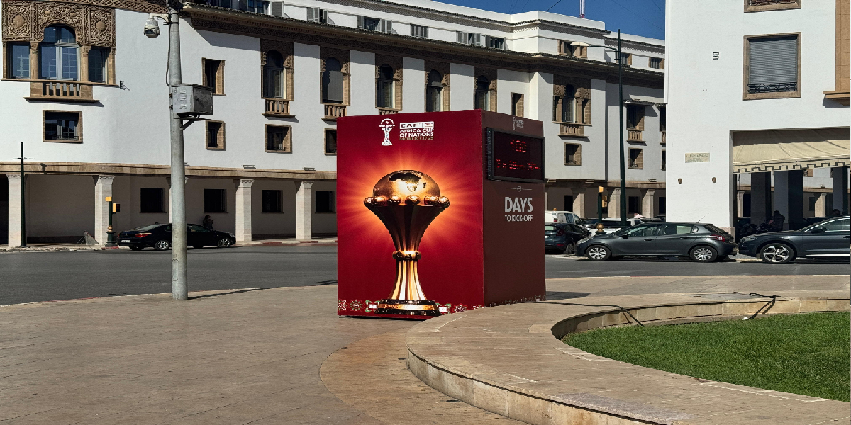 تتحلى مدينة الرباط بمظهر جديد استعدادًا لكأس أمم إفريقيا لكرة القدم، مع تزيين الشوارع باللافتات والشاشات وإعداد الملاعب. 10 can2025 1