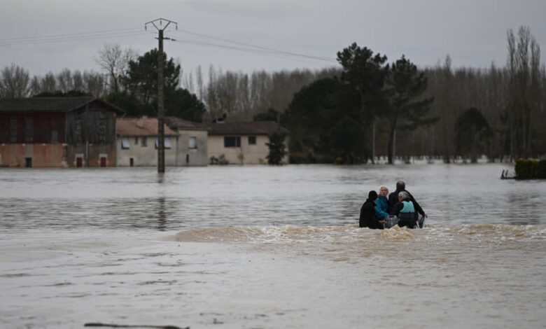 فرنسا تسجل 35 يوما متتاليا من الأمطار والفيضانات للمرة الأولى منذ 1959 1 000 97E23RT
