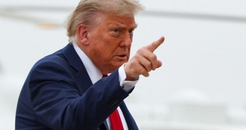 DjDfp ترامب: سنقوم بفرض حصار على السفن التي تسعى لدخول أو مغادرة مضيق هرمز.