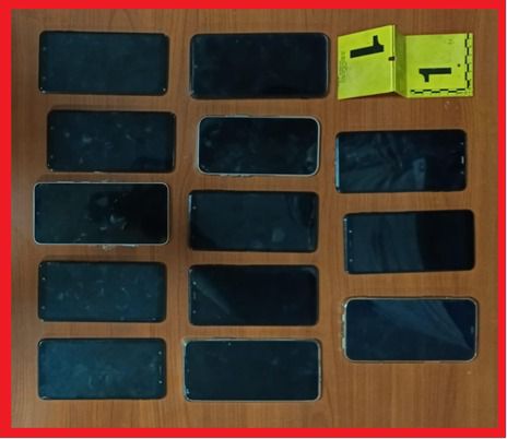 WhatsApp-Image-2026-02-17-at-14.50.40 أمن مراكش يفكك شبكة لـ"النصب الرقمي": توقيف 5 أشخاص بتهمة انتحال الهوية والاحتيال المالي