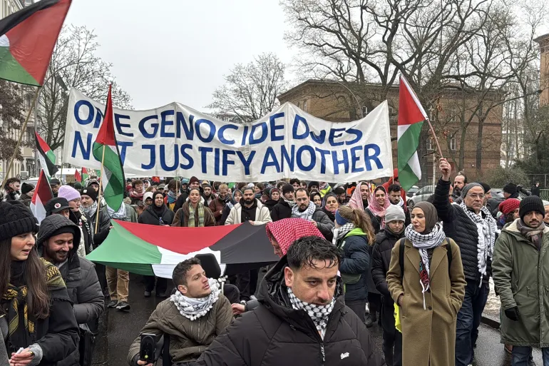berlin-1-1770501776 احتجاجات في برلين وباريس للتنديد بالجرائم الإسرائيلية في غزة