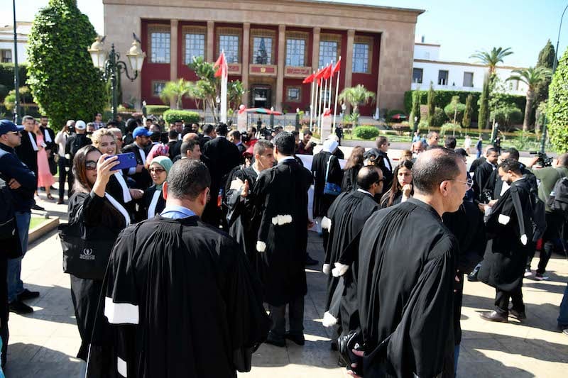 greve-avocats-parlement-rabat5 جمعية هيئات المحامين تنتصر للحوار: تجميد الاحتجاجات وضمانات حكومية حول مسودة القانون