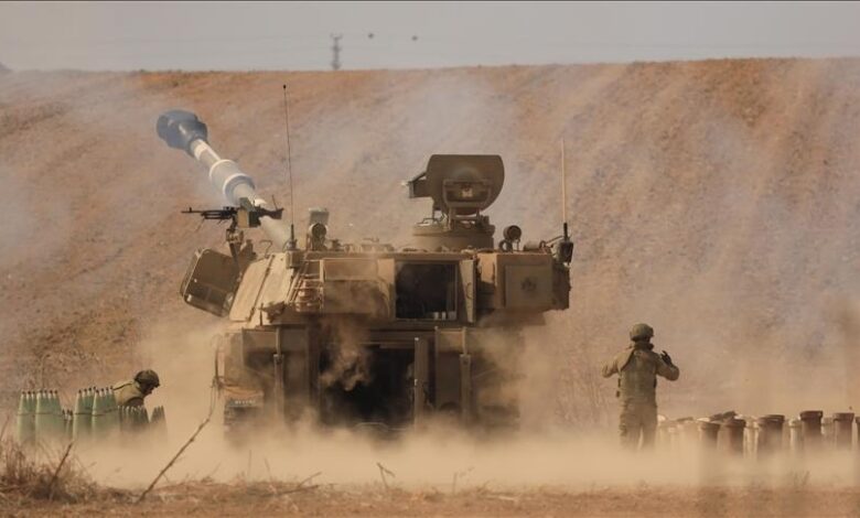 الجيش الإسرائيلي يقصف بالمدفعية أنحاء متفرقة من غزة 1 thumbs b c 2e75764fb11752107222a3b3b0f7a3fc