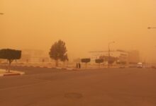 هبات رياح قوية مع عاصفة رملية وتطاير الغبار من الخميس إلى الجمعة بعدد من مناطق المملكة 15 عاصفة