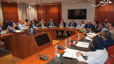 لجنة العدل في مجلس النواب توافق على مشروع قانون يهدف إلى تنظيم مهنة العدول. 6 لجنة العدل والتشريع وحقوق الإنسان والحريات بمجلس النواب،