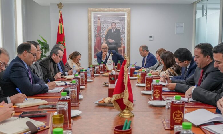 مؤسسة وسيط المملكة: تنظيم جديد لعمل التمثيليات الجهوية والمحلية يهدف إلى توزيع الصلاحيات وفق رؤية جديدة على المستويات القريبة من التراب. 1 مؤسسة وسيط حسن طارق