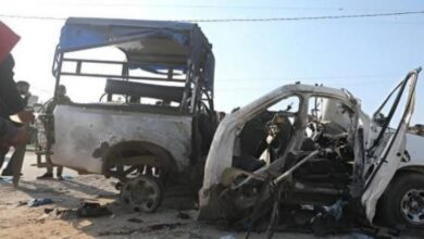 9 شهداء وإصابات في صفوف الشرطة جراء قصف الاحتلال لمركبتهم في وسط القطاع. 4 FL6Gn