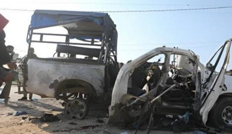 9 شهداء وإصابات في صفوف الشرطة جراء قصف الاحتلال لمركبتهم في وسط القطاع. 1 FL6Gn