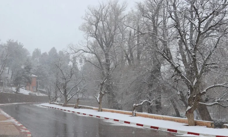 توقعات أحوال الطقس لليوم السبت مع استمرار البرودة نسبيا 1 froid neige