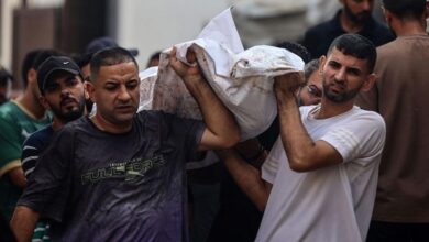 قطاع غزة: استشهاد عدد من الأشخاص برصاص الاحتلال بالإضافة إلى وقوع إصابات نتيجة اعتداءات المستوطنين في الضفة الغربية. 4 xiE4d