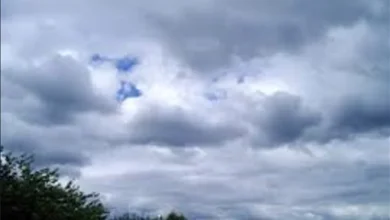 توقع استمرار الطقس البارد مع احتمال سقوط أمطار وسماء غائمة جزئيا وتساقط الثلوج في قمم الأطلس الكبير ليوم الثلاثاء 3 سماء غائمة وسقوط امطار