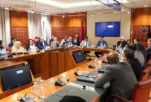 أعلنت الكتلة البرلمانية للأغلبية عن "دعمها الكامل" لمشروع قانون إعادة هيكلة مجلس الصحافة. 42 comite parlement bensaid