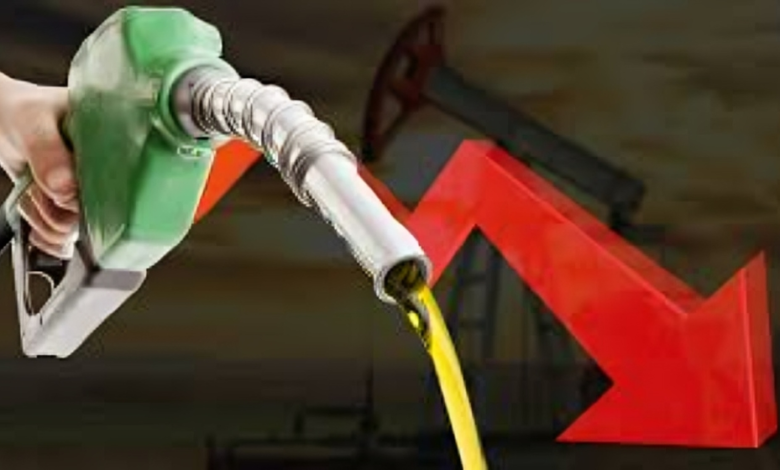 "10 دراهم لا أكثر".. عريضة وطنية تضع أسعار المحروقات على طاولة رئيس الحكومة. 1 images 20