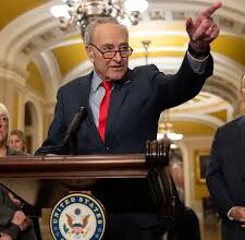 يواصل النواب الديمقراطيون جهودهم للحد من سلطات ترامب في الحرب ضد إيران. 1 telechargement 28