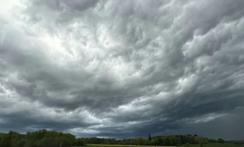 توقعات طقس الخميس: ضباب بالسواحل وزخات رعدية بالأطلس والشرق 1 temp nuageux 1