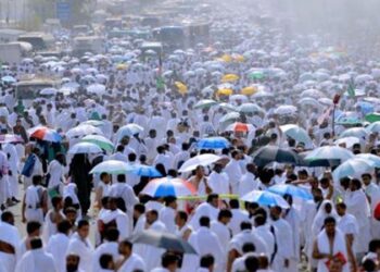 السعودية تحذر الحجاج من التعرض لأشعة الشمس وتدعو الى الالتزام بالتعليمات الصحية
