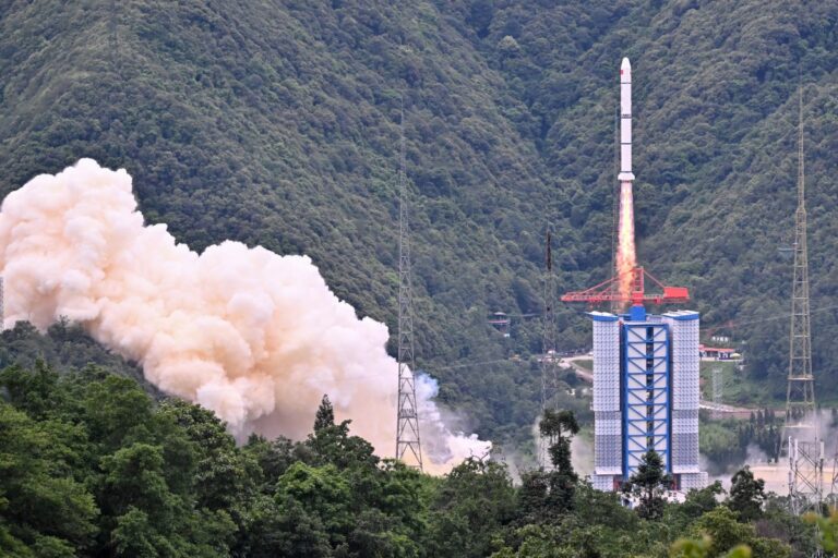 AFP__20240622__34Y978W__v1__Preview__ChinaFranceSpace