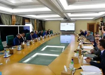 اجتماع حول الاستعدادات المتعلقة بتنظيم الإحصاء العام للسكان والسكنى لسنة 2024