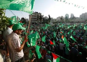 الفلسطينيون يؤيدون حماس والمقاومة المسلحة، فهل هناك فرص لنجاح الهدنة؟