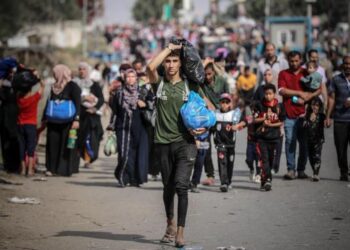 “أوتشا”: الجيش “الإسرائيلي” أجبر 60 ألف شخص في شرق غزة على النزوح