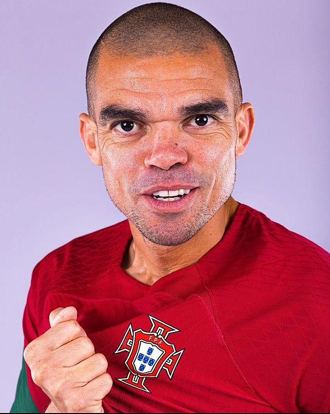 البرتغالي بيبي أكبر لاعب سناً يشارك ببطولة أوروبا 12 csm Pepe Selecao de Portugal foto Reproducao Instagram Pepe a79362d922