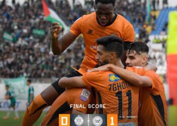 نهضة بركان تفوز على الرجاء في قمة الدورة الأولى