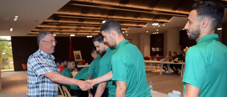 التعاهد على المناصرة