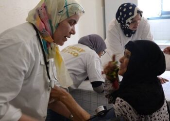 الداخلة، قافلة طبية تستهدف نحو 100 شخص من فئة المسنين