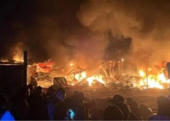 “المرصد الأورومتوسطي”: جيش الاحتلال أحرق النازحين أحياء بمواصي خانيونس